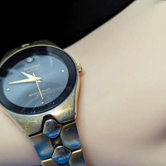 Armitron Diamond Watch Strong with Fancy Stain glass Rim Face Working - Picture 2 of 8